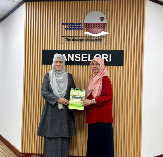Kunjungan Hormat ke Yayasan Canselor Universiti Tenaga Nasional (YCU) , UNITEN