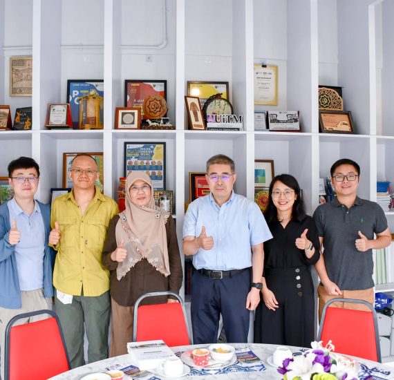 Kunjungan Hormat Daripada Delegasi Universiti Nanjing, China