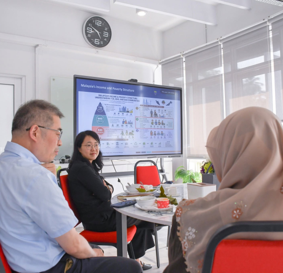Kunjungan Hormat Daripada Delegasi Universiti Nanjing, China