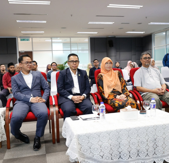 Majlis Pertukaran Mou Antara UAC Dan LZS