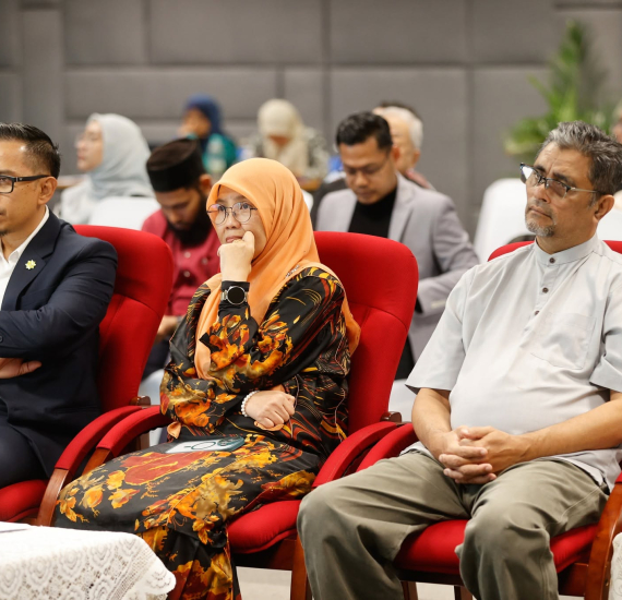 Majlis Pertukaran Mou Antara UAC Dan LZS