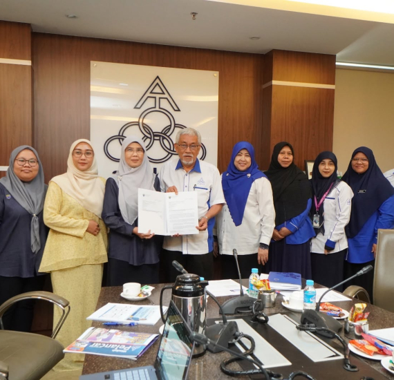 Kunjungan Hormat UAC ke ANGKASA