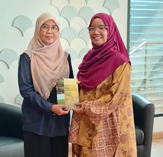 BEDAH BUKU