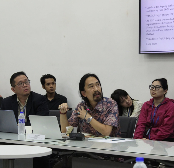 Forum bertajuk "Socioeconomic Status Among Urban Chinese B40 in Kepong”