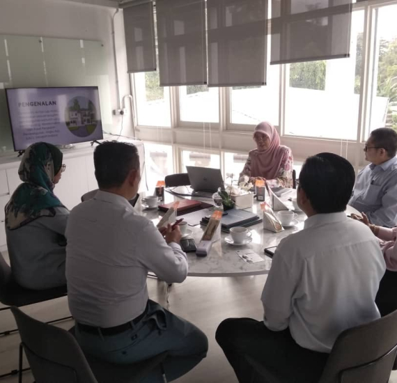 Sesi Perbincangan Bersama ahli Jawatankuasa kerja Lembaga Tabung Haji